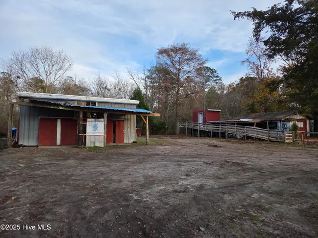 $385,000 | 323 East Chatham Street, Newport, NC 28570