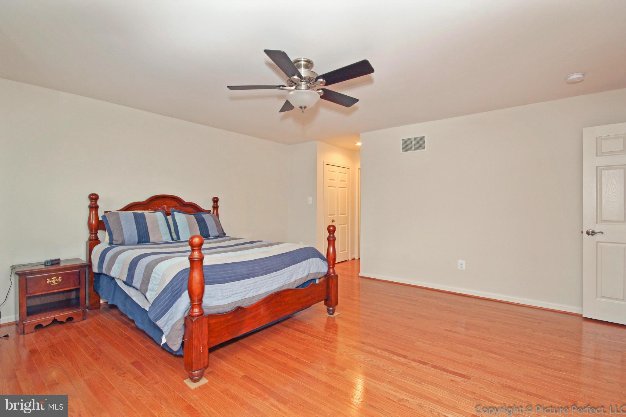 2575 Mullinix Mill Road Mount Airy, MD 21771 - Photo 22 of 30 Bedroom (Master)