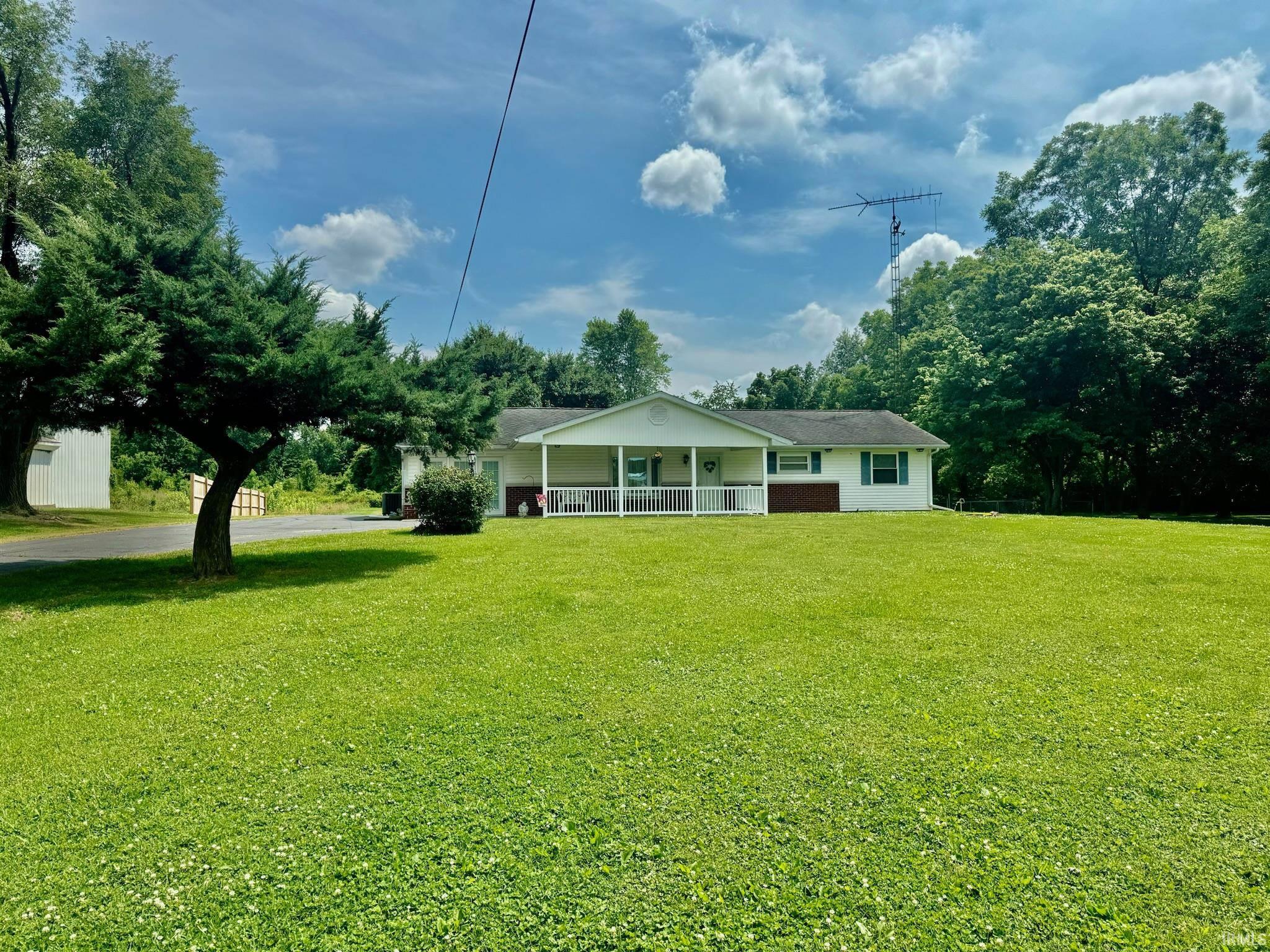 782 Woodville Road Mitchell, IN 47446 - Photo 2 of 29 Gallery Image 2