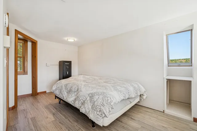 $499,000 | 691 Cemetery Street, Brookfield, VT 05036