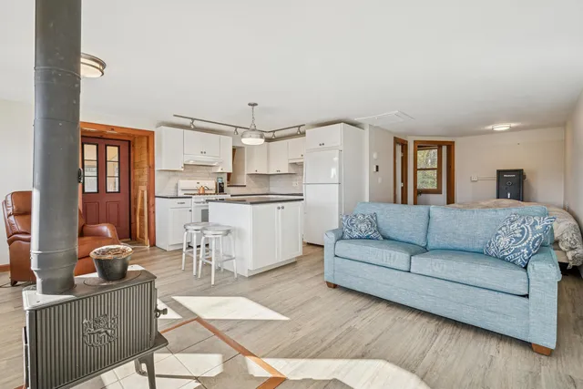 $499,000 | 691 Cemetery Street, Brookfield, VT 05036