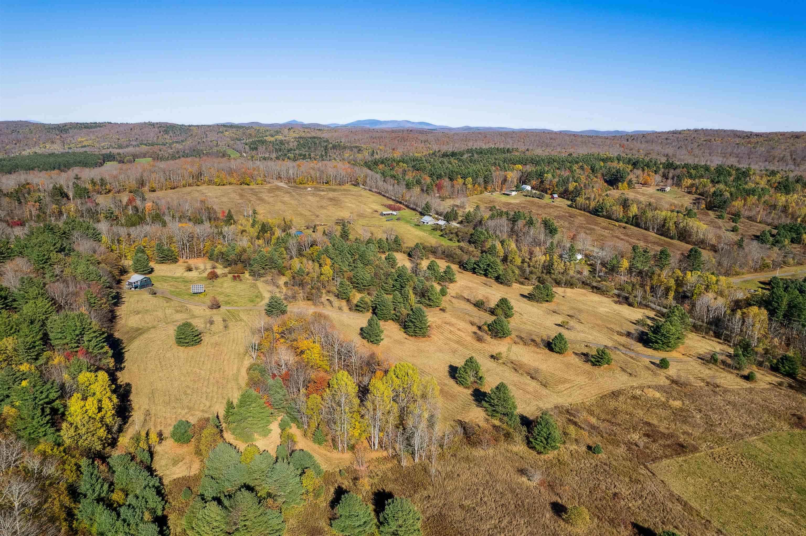 691 Cemetery Street Brookfield, VT 05036 - Photo 26 of 32