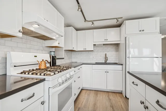 $499,000 | 691 Cemetery Street, Brookfield, VT 05036