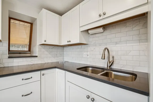 $499,000 | 691 Cemetery Street, Brookfield, VT 05036