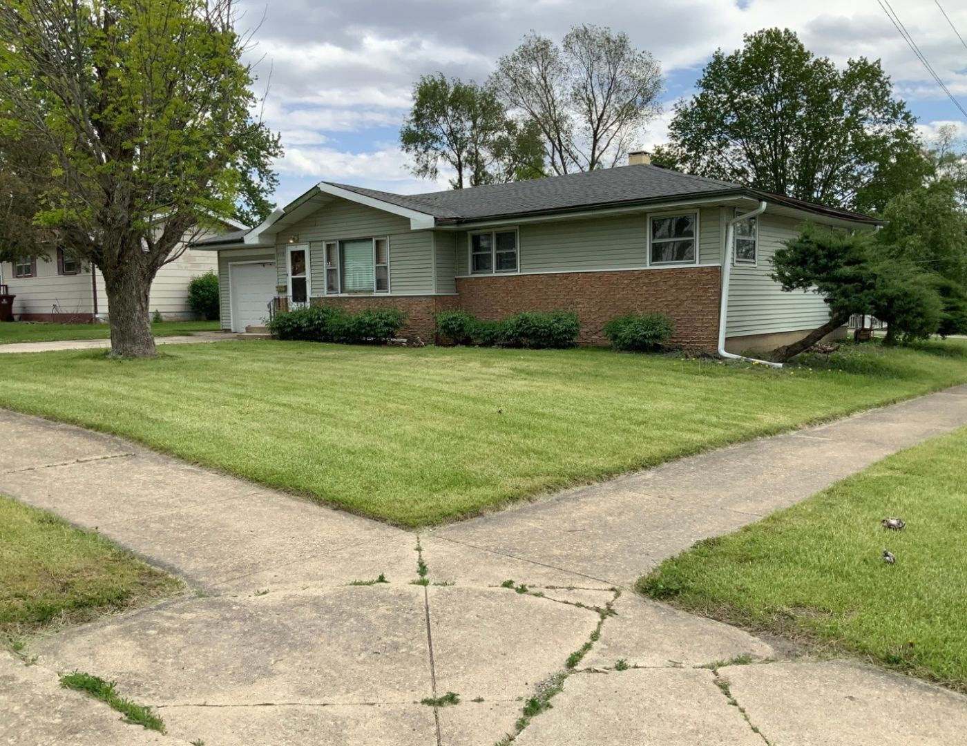 110 Zurich Road Joliet, IL 60436 - Photo 9 of 10