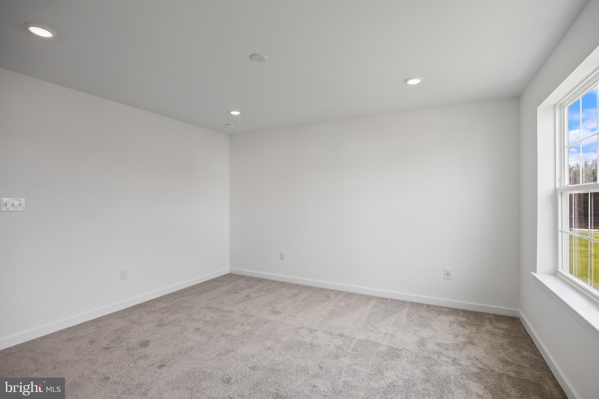 110 Old School House Road Sicklerville, NJ 08081 - Photo 19 of 35