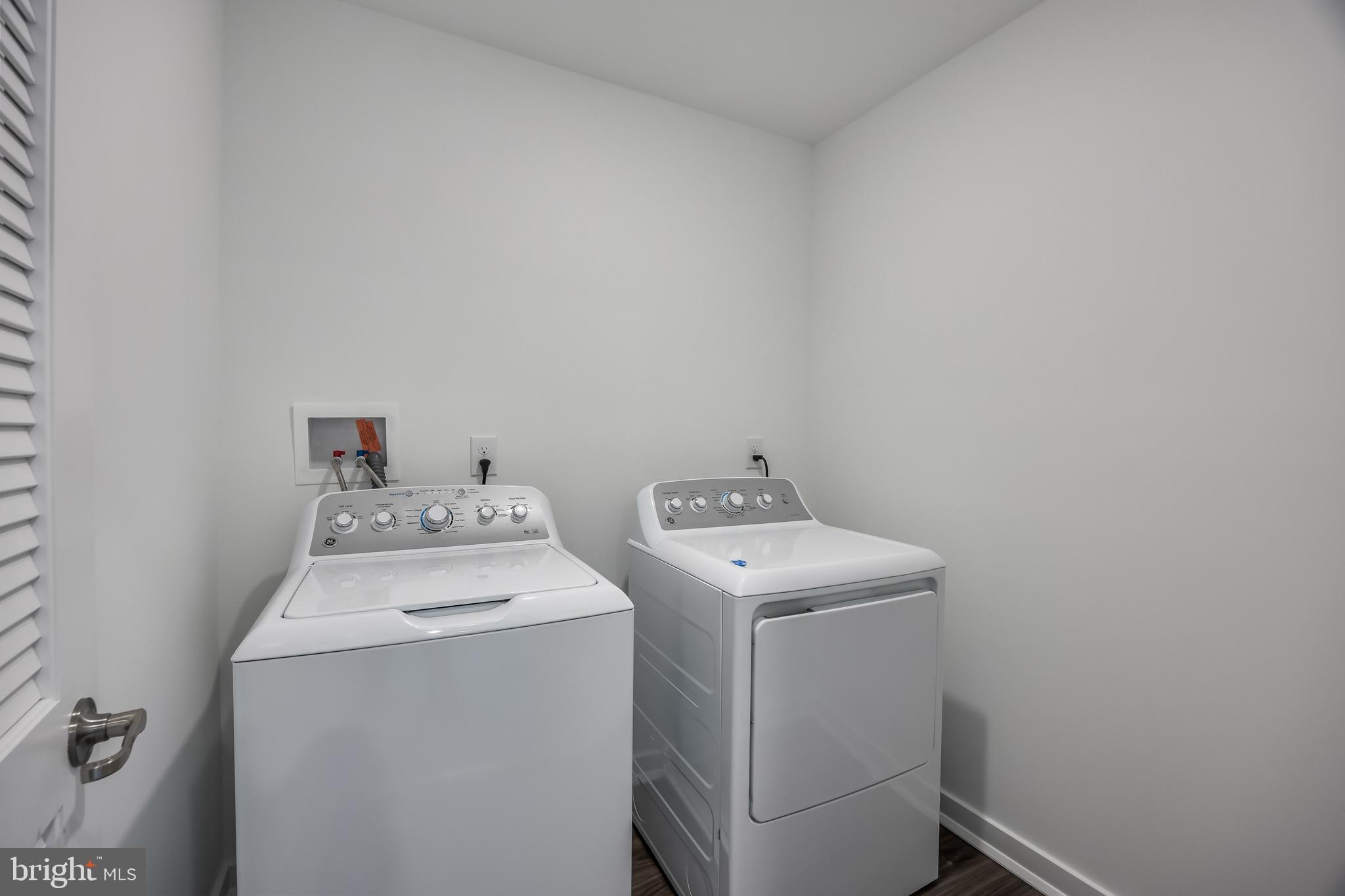 110 Old School House Road Sicklerville, NJ 08081 - Photo 29 of 35