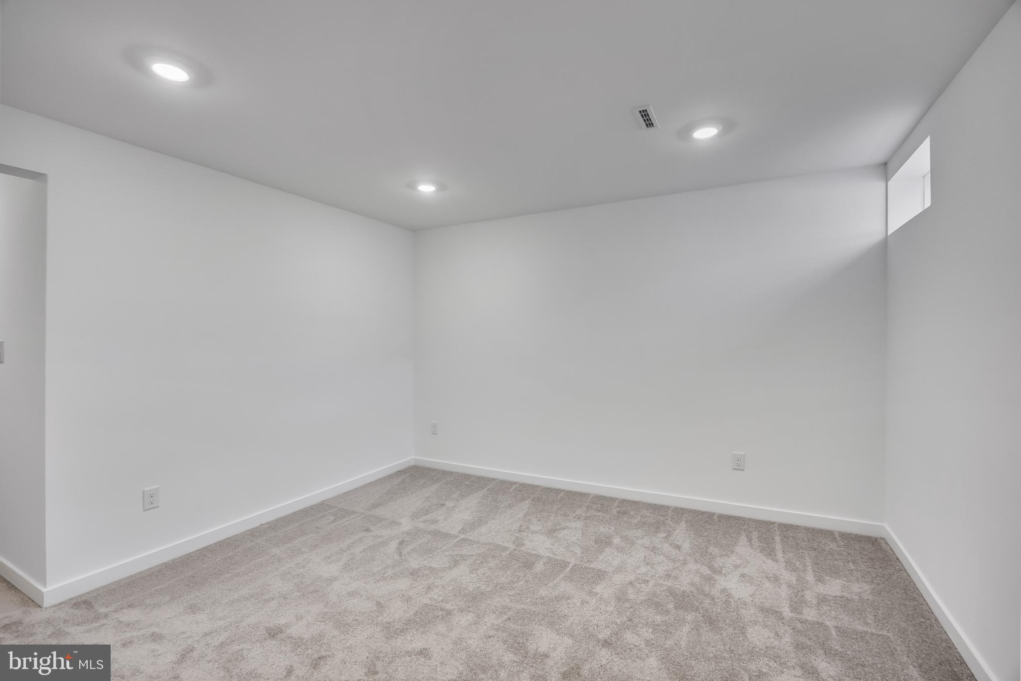 110 Old School House Road Sicklerville, NJ 08081 - Photo 31 of 35