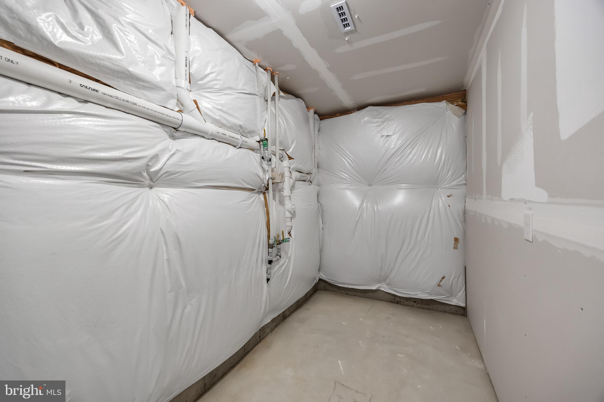 110 Old School House Road Sicklerville, NJ 08081 - Photo 32 of 35