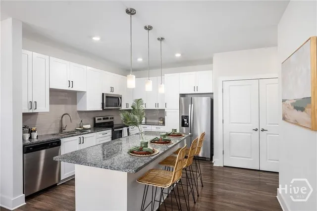 $1,801 | 7450 Highway 21 Port, Unit COASTAL, Port Wentworth, GA 31407