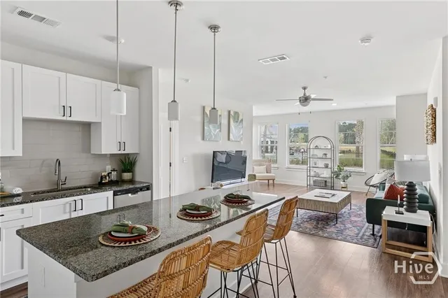 $1,801 | 7450 Highway 21 Port, Unit COASTAL, Port Wentworth, GA 31407