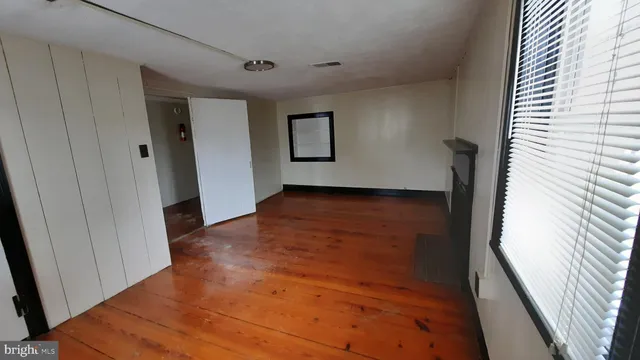 $1,300 | 217 South Main Street, Unit A, Woodstock, VA 22664