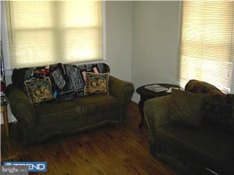 508 Howard Street Riverside, NJ 08075 - Photo 10 of 10 Living Room