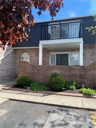 $1,600 | 4585 Chestnut Ridge Road, Unit 4, Amherst, NY 14228