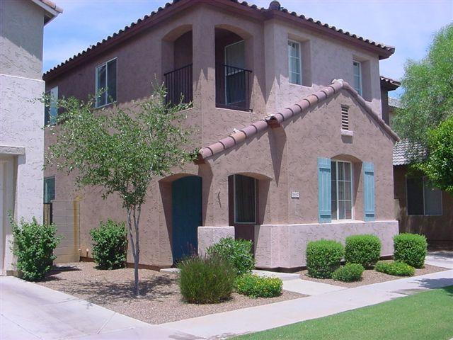 1452 East Chipman Road Phoenix, AZ 85040 - Photo 1 of 1 Front