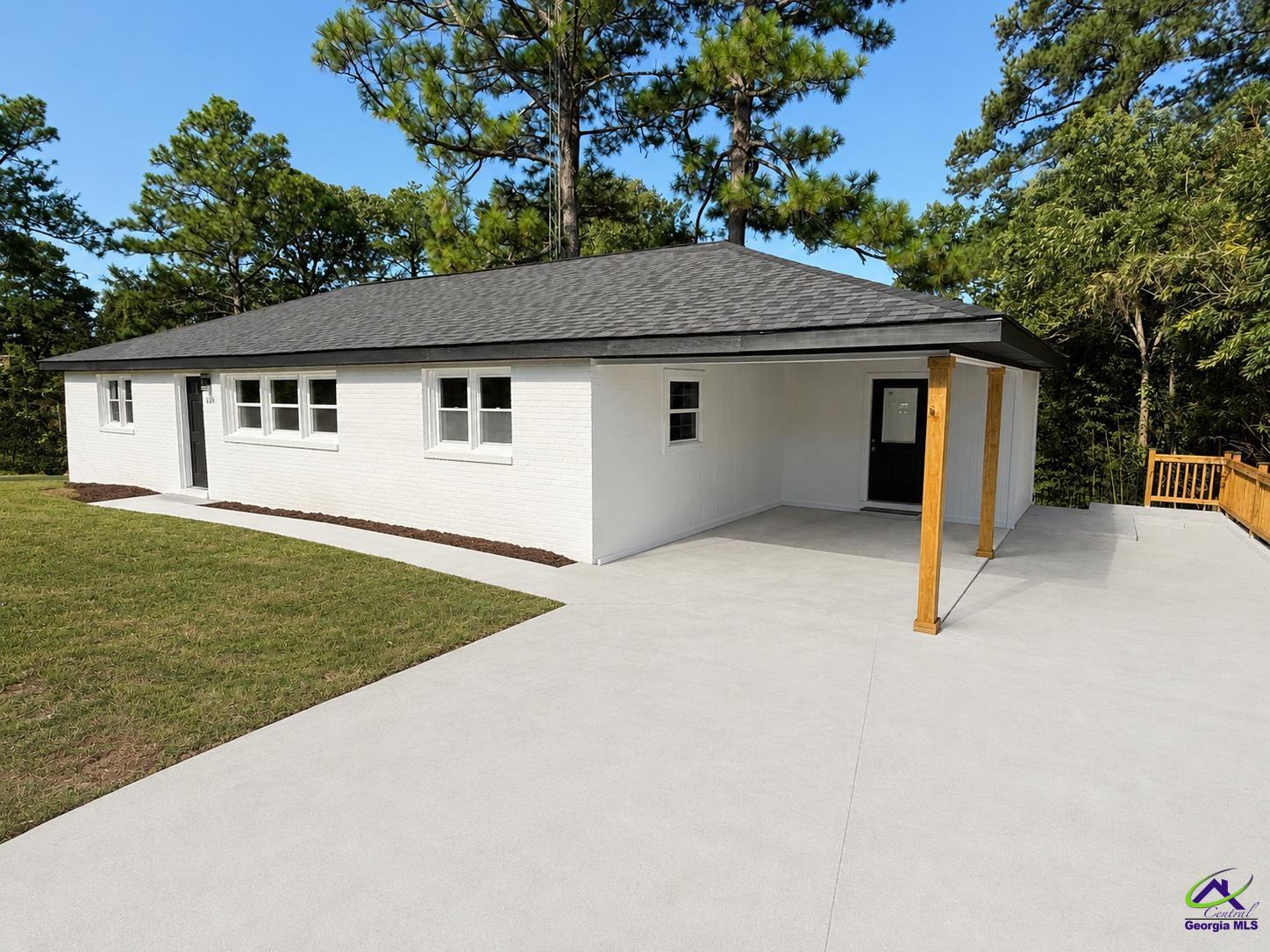 519 North Briarcliff Road Warner Robins, GA 31088 - Photo 1 of 28 Gallery Image 1