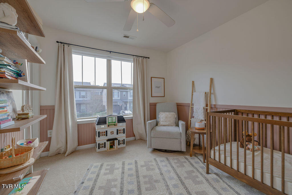 657 Suffolk Road Johnson City, TN 37615 - Photo 20 of 40 018