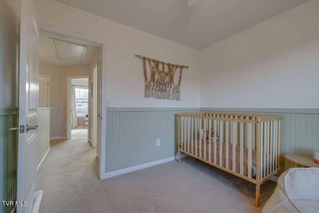 657 Suffolk Road Johnson City, TN 37615 - Photo 24 of 40 022