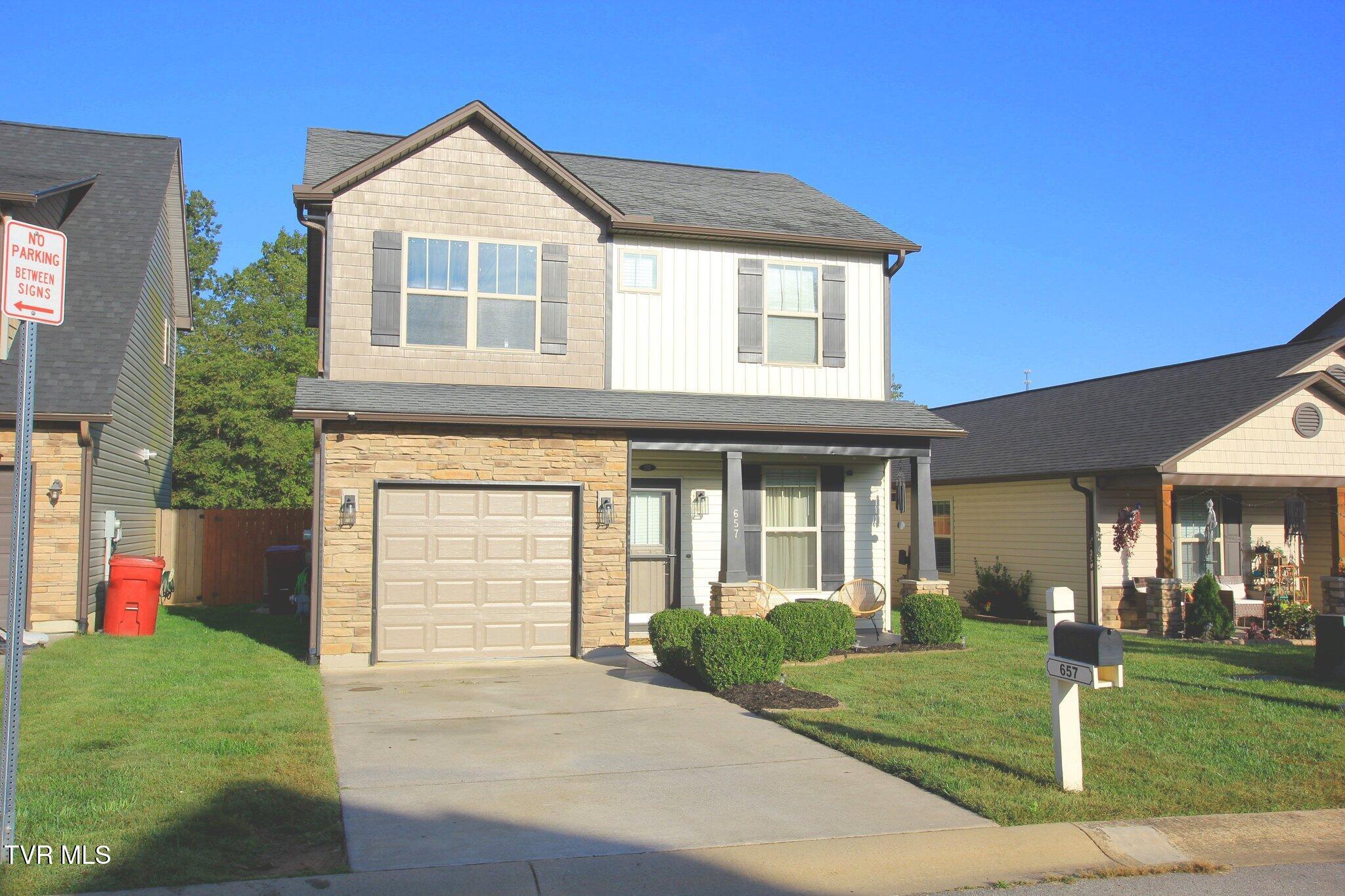 657 Suffolk Road Johnson City, TN 37615 - Photo 3 of 40 1000039598