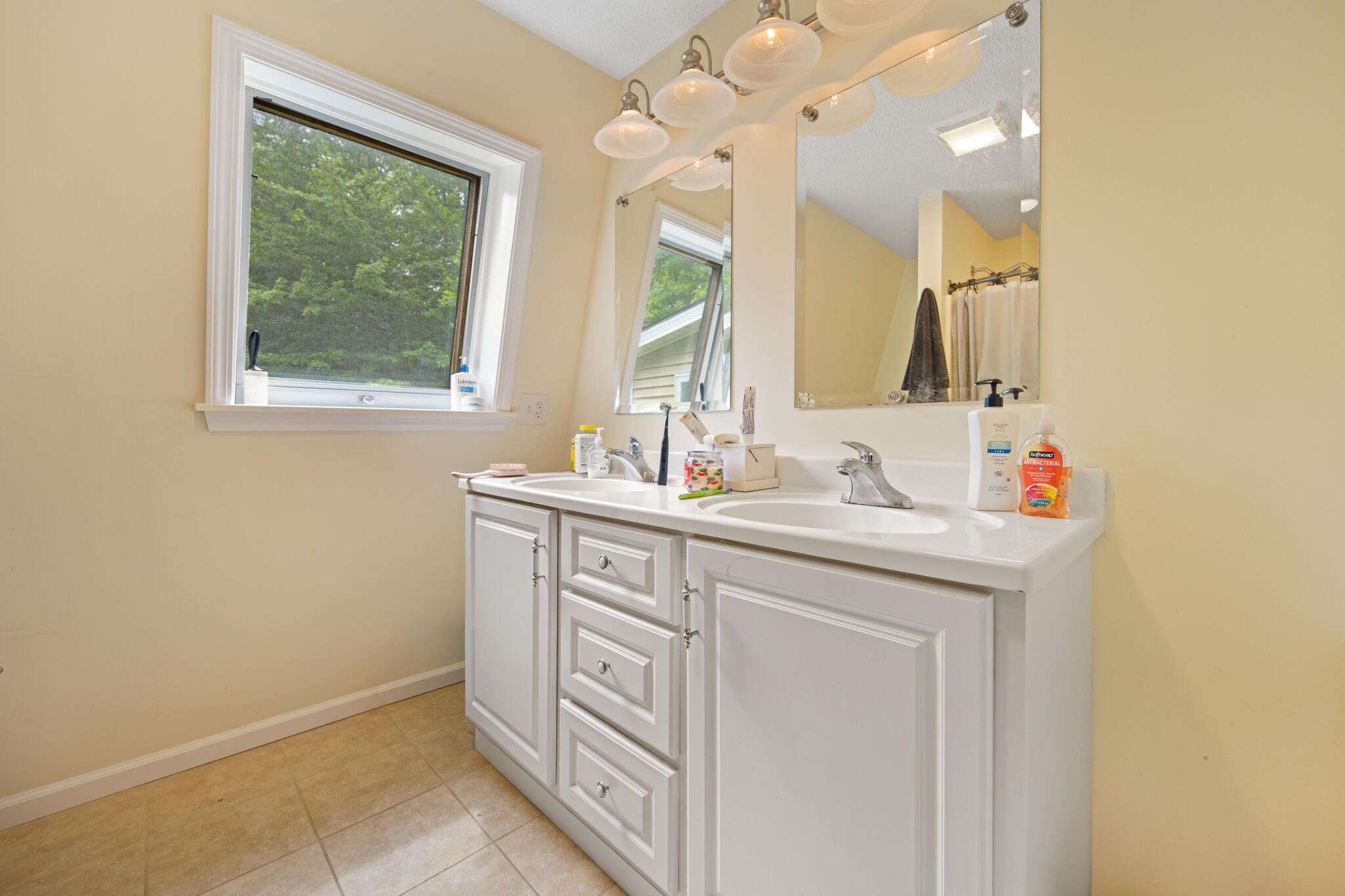 173 County Woods Road Newport, ME 04953 - Photo 24 of 50 En-Suite Bath