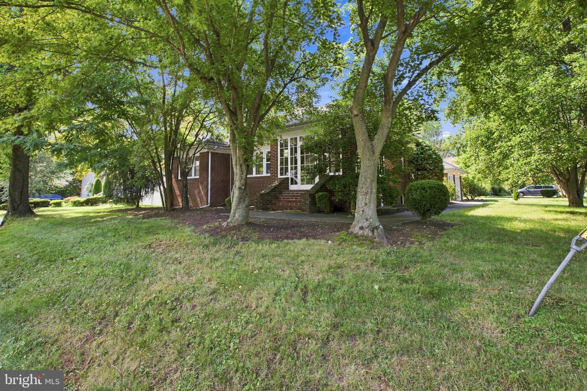 133 Warrenville Road Dunellen, NJ 08812 - Photo 26 of 32 Gallery Image 26