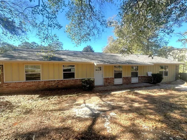$219,900 | 1944 Lawson Road, Tallahassee, FL 32308