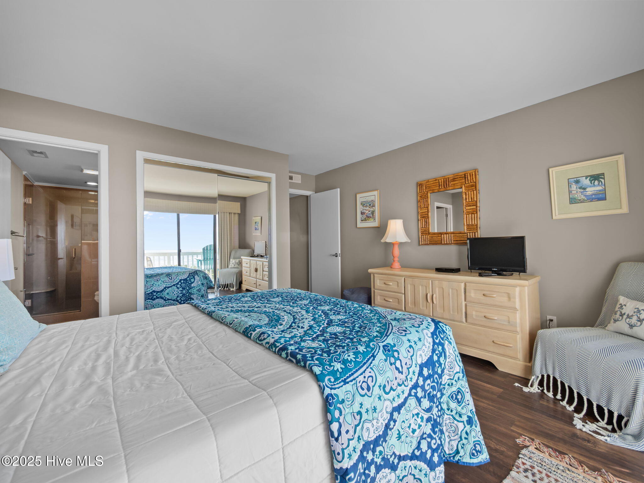 525 Salter Path Road, Unit A4 Pine Knoll Shores, NC 28512 - Photo 21 of 44 Masterbedroom
