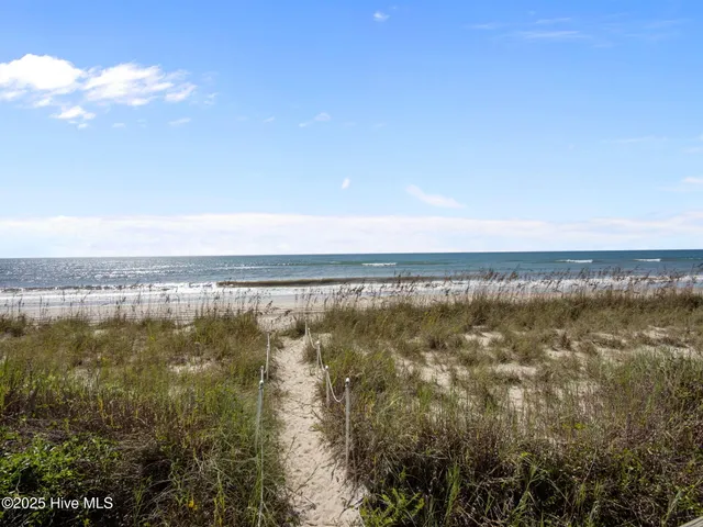 $2,700 | 525 Salter Path Road, Unit A4, Pine Knoll Shores, NC 28512