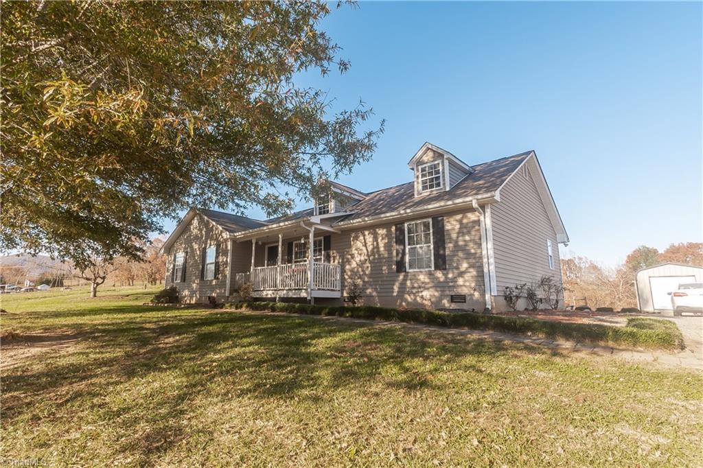 1604 Round Peak Church Road Lowgap, NC 27024 - Photo 2 of 29 Gallery Image 2