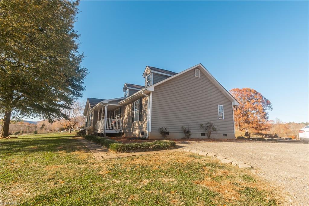 1604 Round Peak Church Road Lowgap, NC 27024 - Photo 3 of 29 Gallery Image 3
