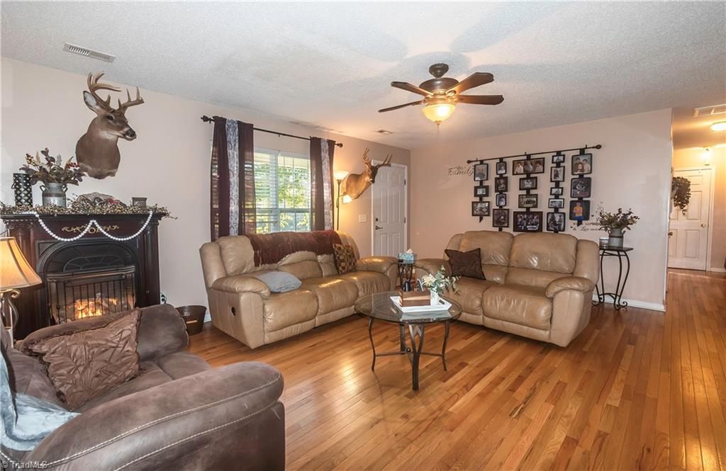 1604 Round Peak Church Road Lowgap, NC 27024 - Photo 22 of 29 Gallery Image 22