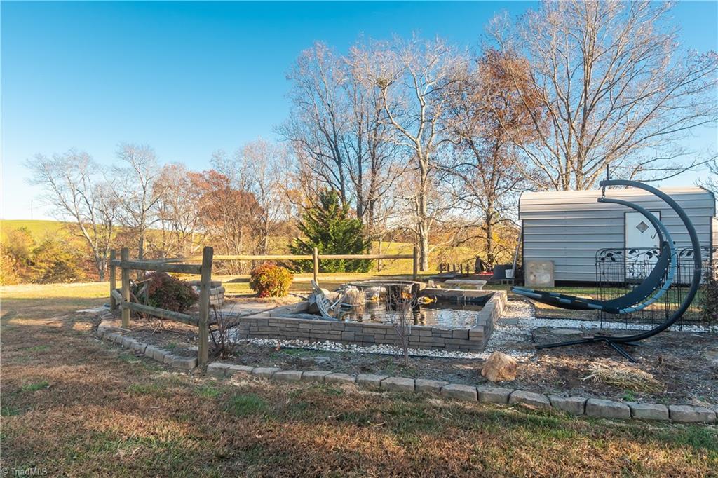 1604 Round Peak Church Road Lowgap, NC 27024 - Photo 7 of 29 Gallery Image 7