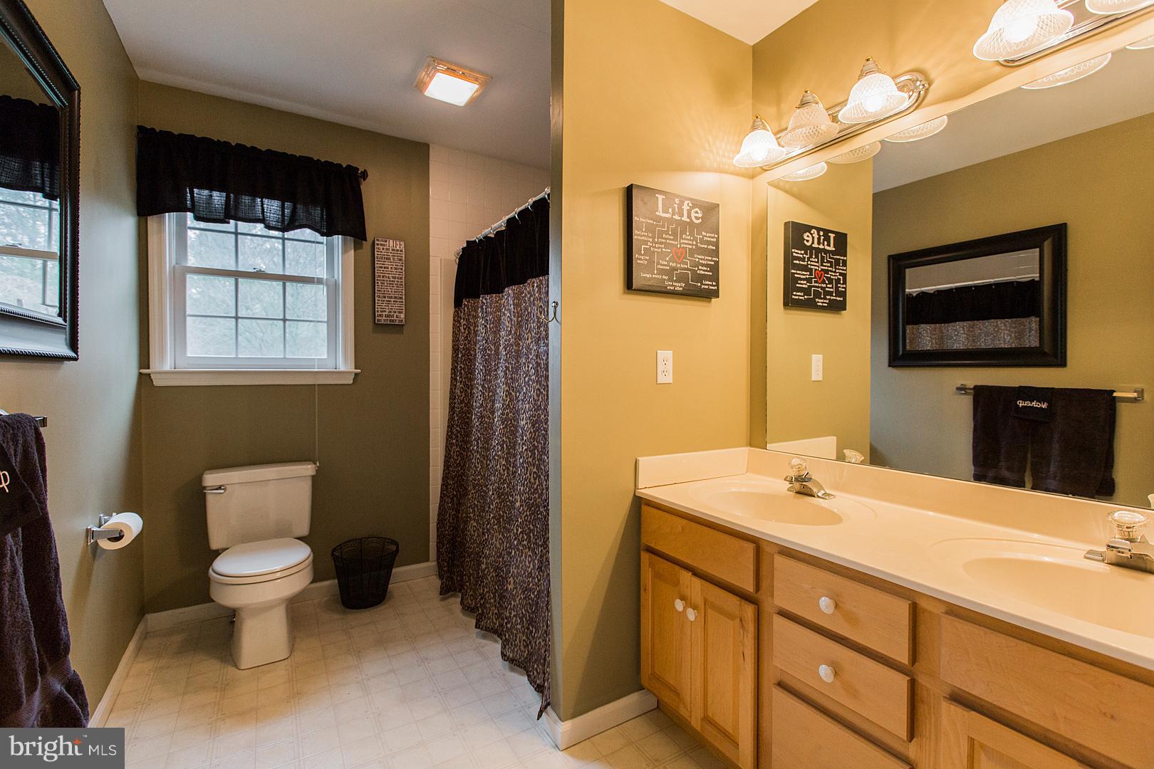 36 Diane Avenue Lititz, PA 17543 - Photo 31 of 52