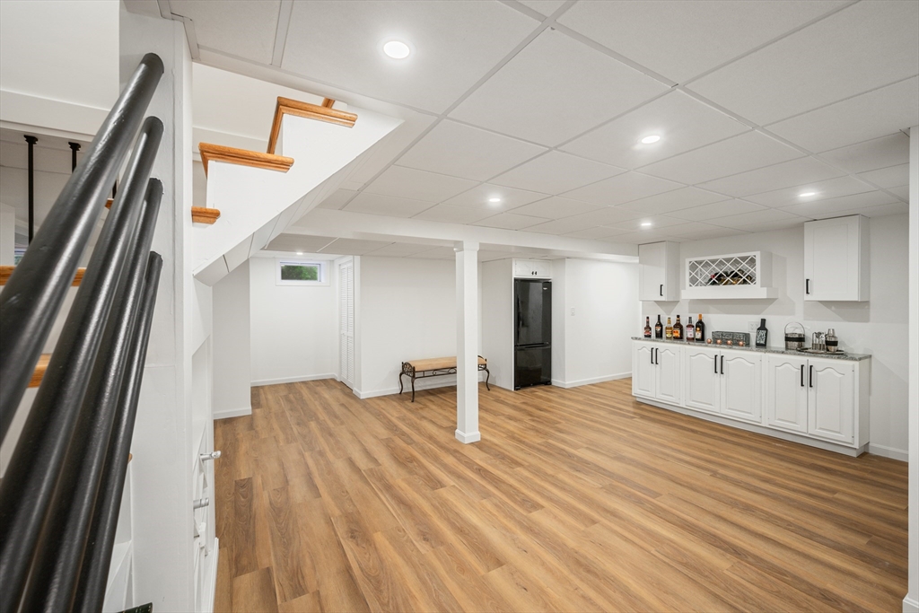 11 Lawndale Road Tyngsborough, MA 01879 - Photo 34 of 40