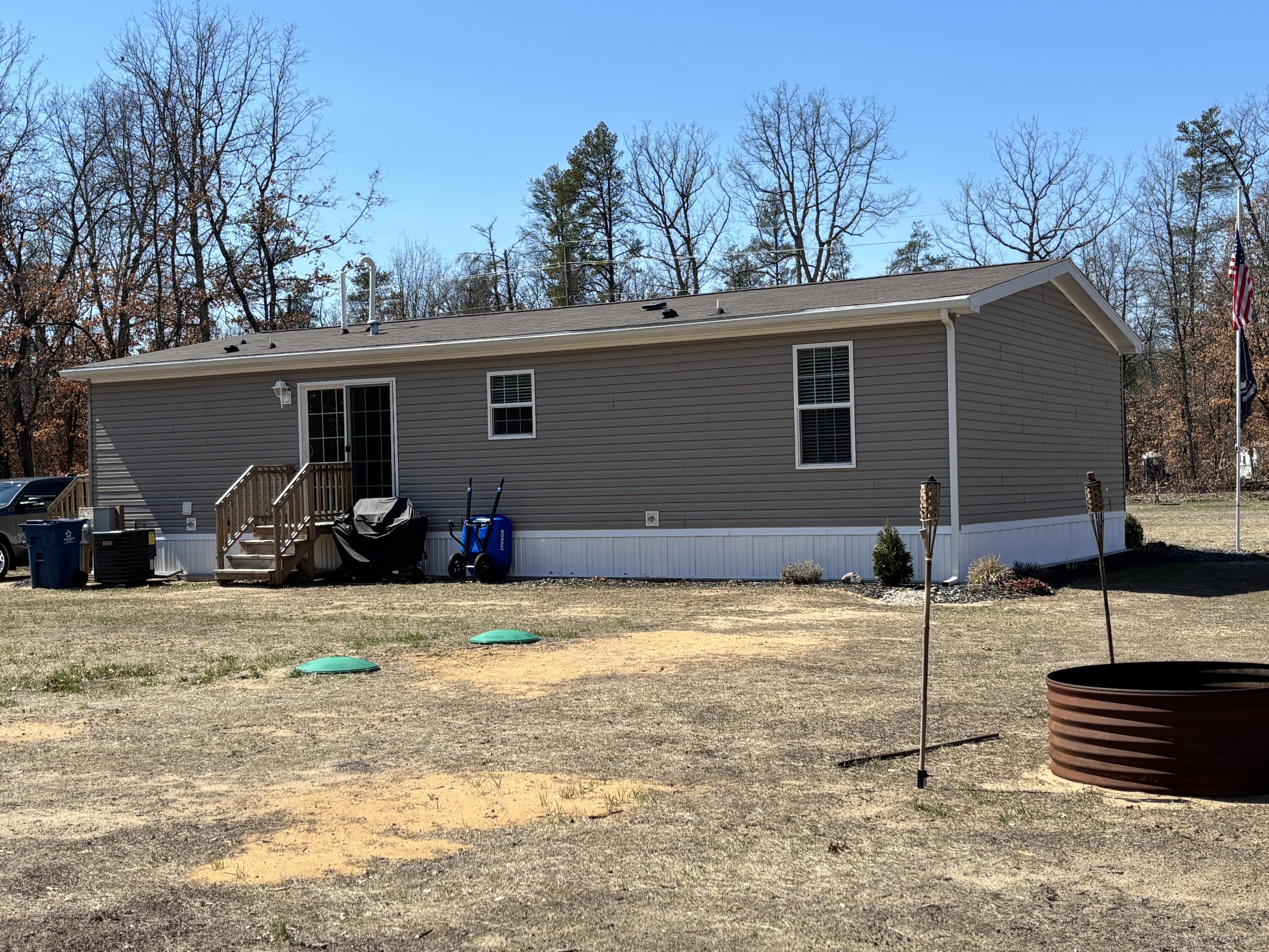 3114 South James Road Baldwin, MI 49304 - Photo 3 of 33 Rear