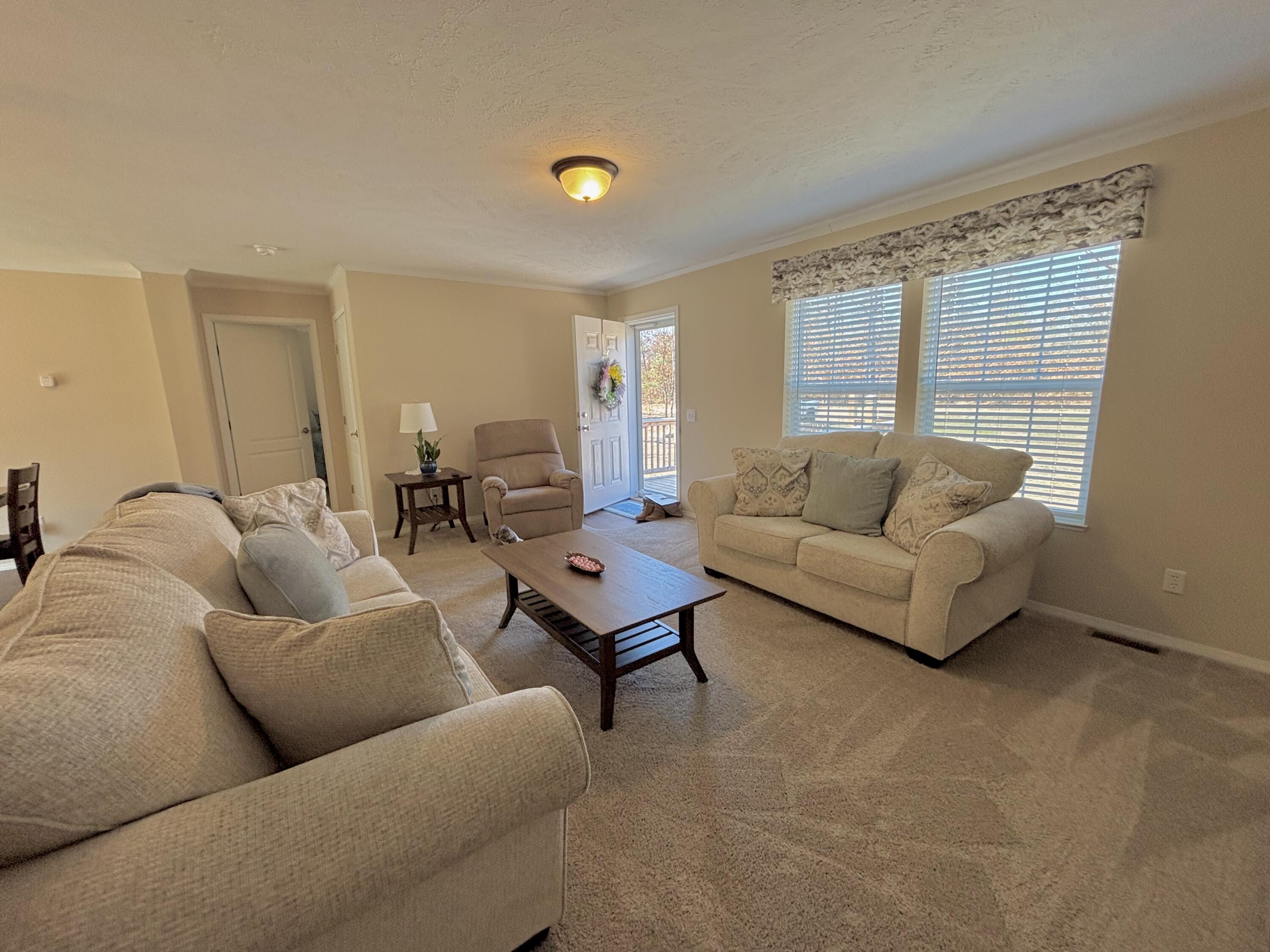 3114 South James Road Baldwin, MI 49304 - Photo 5 of 33 livingroom