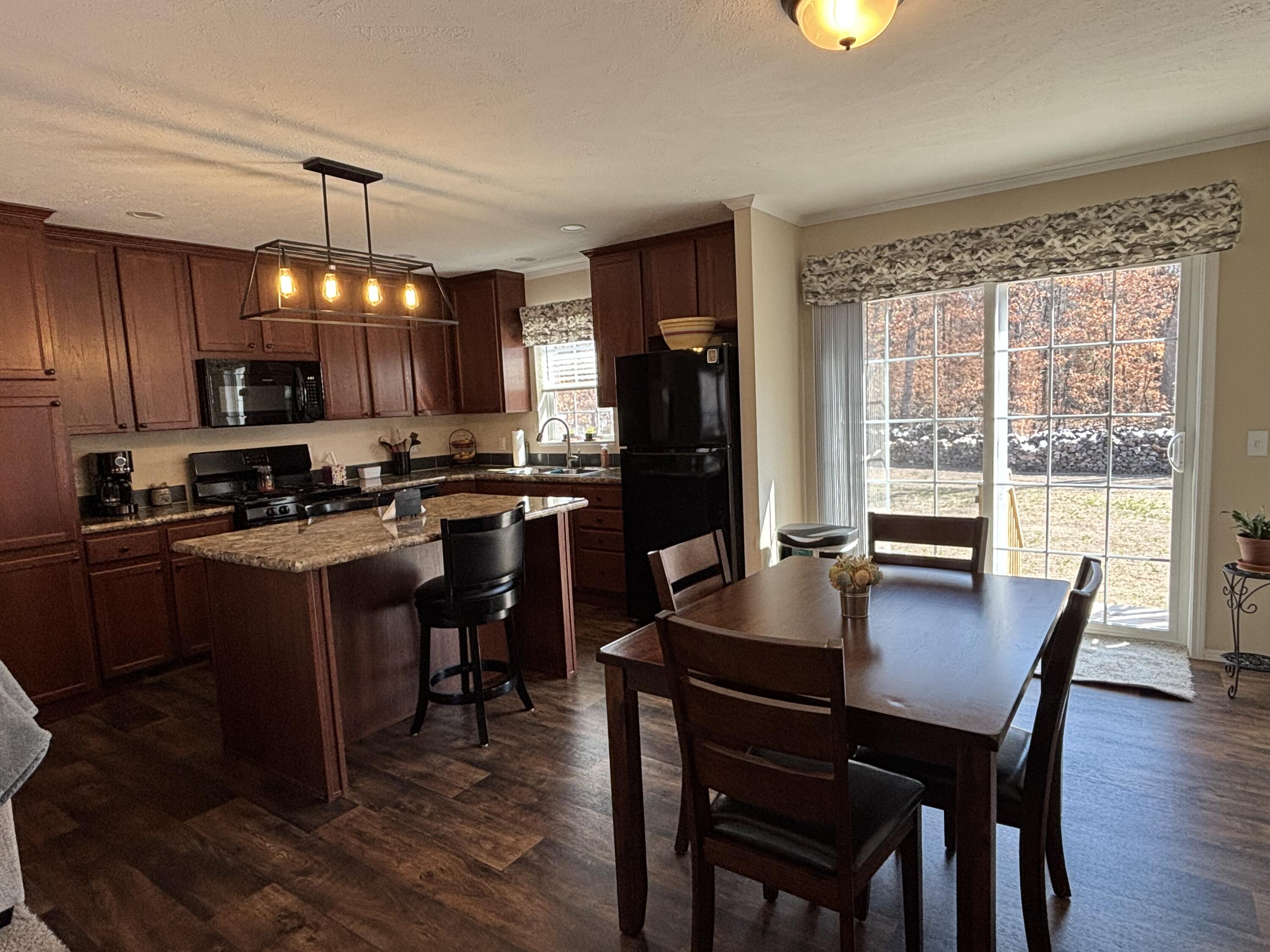 3114 South James Road Baldwin, MI 49304 - Photo 7 of 33 Kitchen