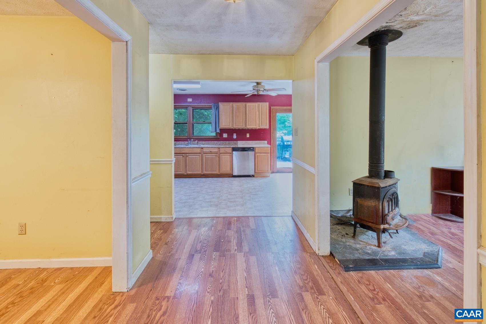 748 Snow Mountain Road Stanardsville, VA 22973 - Photo 5 of 35