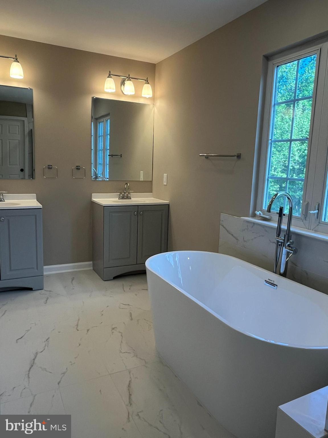 7117 Intrepid Lane Gaithersburg, MD 20879 - Photo 12 of 28