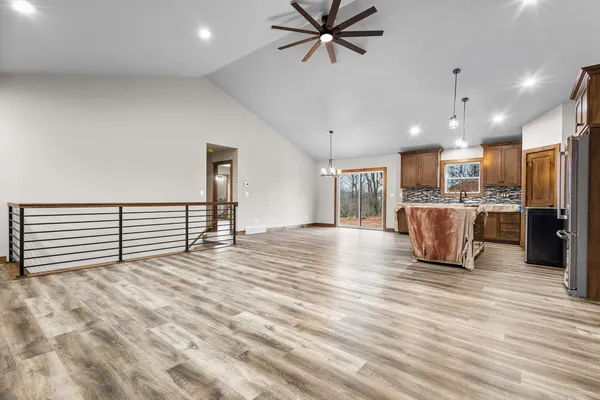 $579,900 | 2984 Creekwood Drive, Green Bay, WI 54311