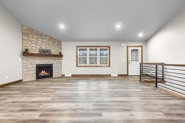 $579,900 | 2984 Creekwood Drive, Green Bay, WI 54311
