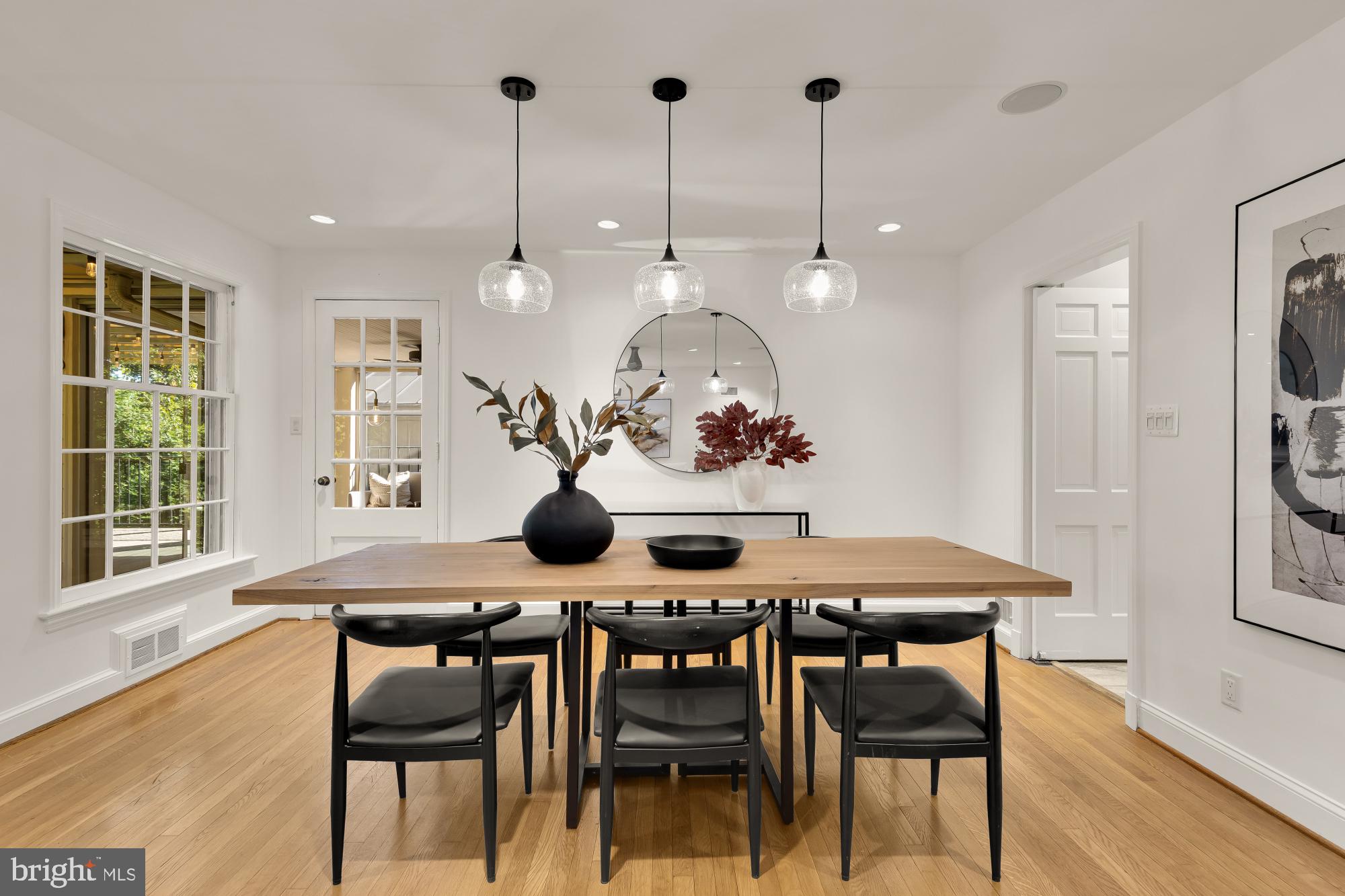 2813 29th Place Northwest Washington, DC 20008 - Photo 11 of 59