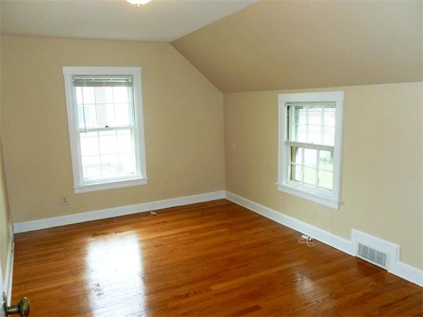 47 Palmyra Street Springfield, MA 01118 - Photo 11 of 19