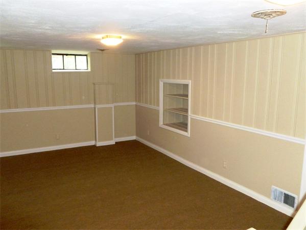 47 Palmyra Street Springfield, MA 01118 - Photo 17 of 19