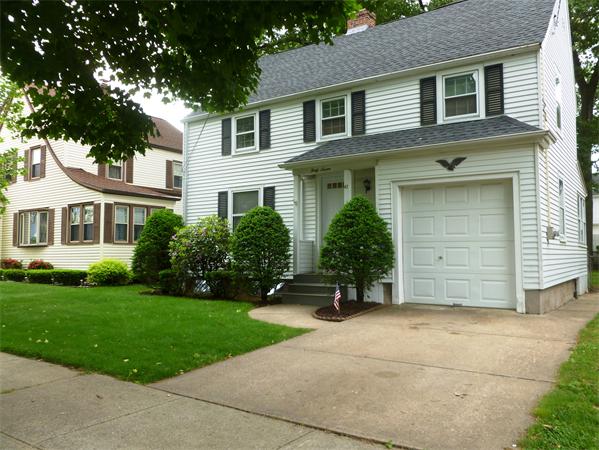 47 Palmyra Street Springfield, MA 01118 - Photo 2 of 19