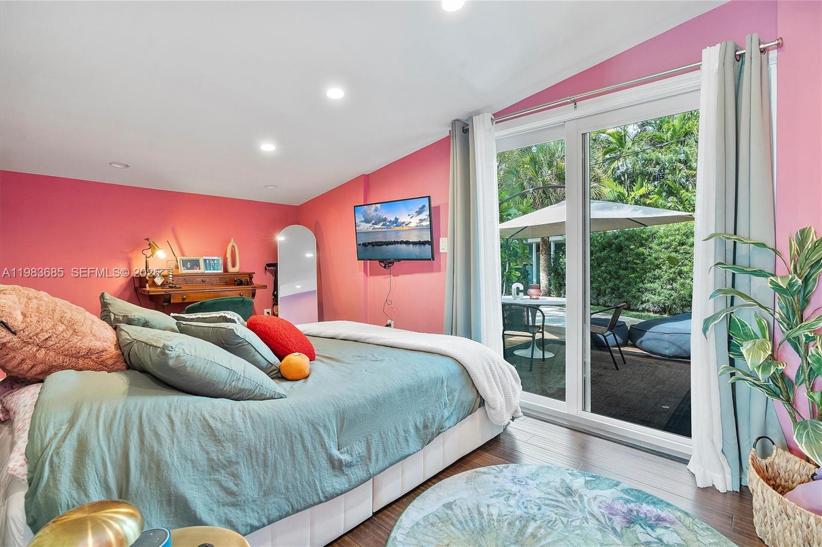 11377 West Biscayne Canal Road Miami, FL 33161 - Photo 35 of 77