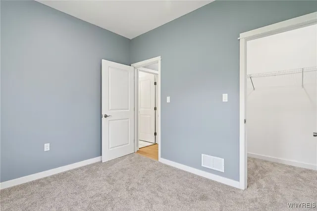 $429,999 | 6429 Hamm Road, Lockport Town, NY 14094