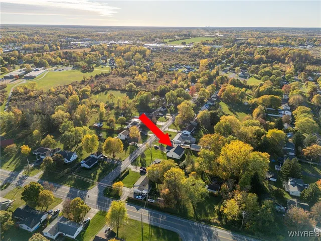 $429,999 | 6429 Hamm Road, Lockport Town, NY 14094