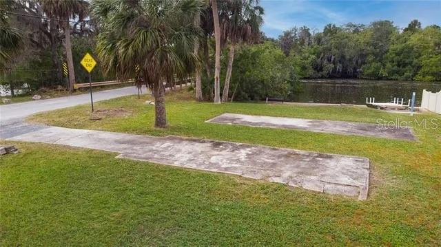 6807 Edgewater Drive New Port Richey, FL 34652 - Photo 6 of 9 Gallery Image 6
