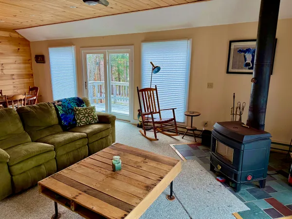 $279,000 | 436 Mt View Loop, Rochester, VT 05767